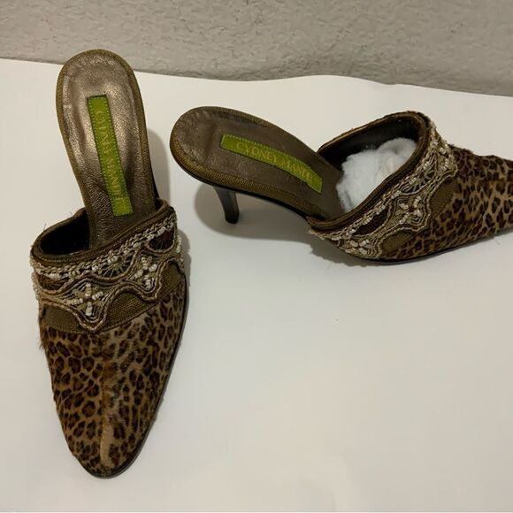 Cydney Mandel Handmade Leopard Mules Sz 7 EUC - Picture 1 of 9